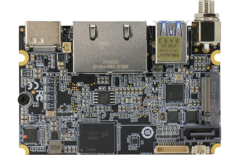 Создан истинный «убийца» Raspberry Pi. При размере с кредитку у него мощный процессор Core i7 и ОС Windows 11