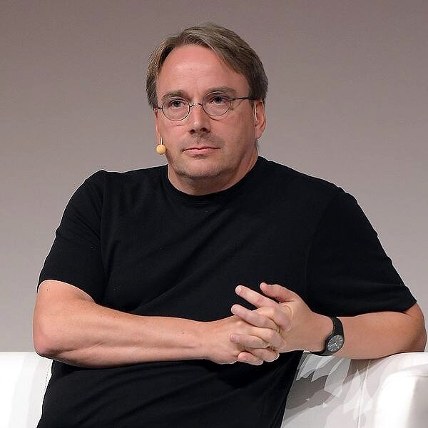 Создатель Linux Линус Торвальдс приказал разработчикам следить за словами. Его взбесили шибко грамотные программисты