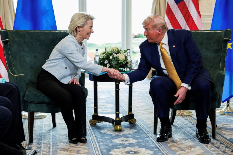 Стало известно, чего пытается добиться Трамп своей сделкой с ЕС