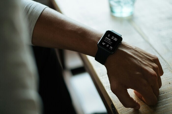 Умные часы Apple Watch считают сожженные калории на глазок. Ошибка достигает 30%