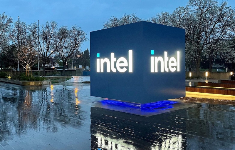 В Intel назначили нового гендиректора. Тонущего американского чипмейкера возглавил «китайский шпион»