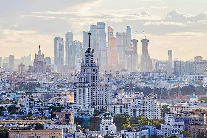 В Москве на День Победы отключат мобильный интернет и SMS, включая «белые списки»