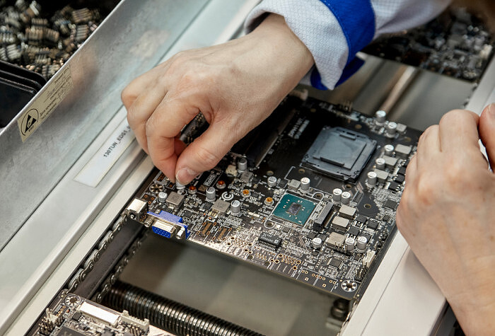 В Россию перенесли из Китая производство ТВ-приставок. Выпущена первая партия