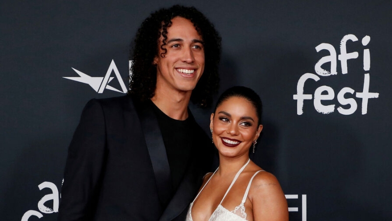 Ванесса Хадженс объявила о второй беременности