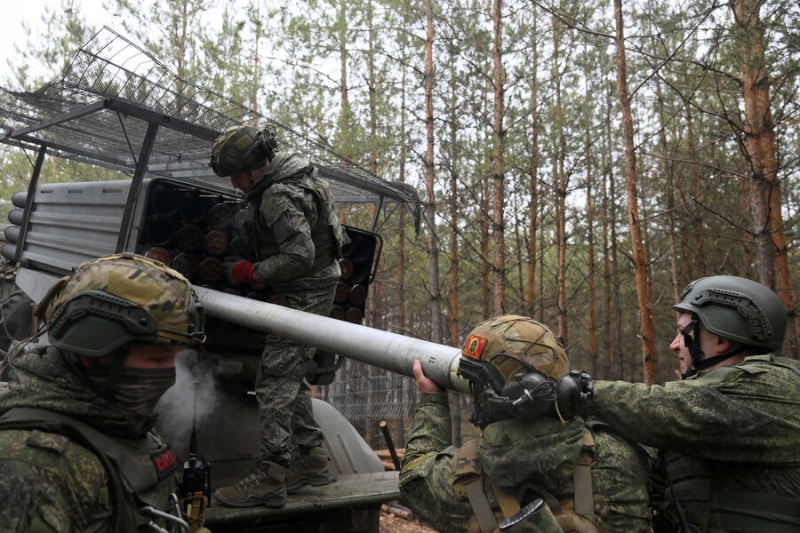 Военблогер Подоляка охарактеризовал «мощным замесом» бои в Курской области