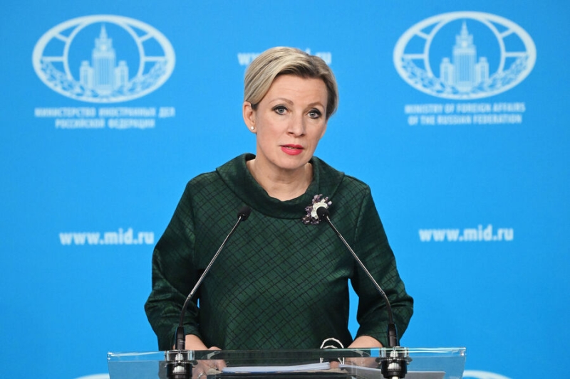 Захарова оценила слова Макрона о победе Трампа и назвала его Д'Артаньяном