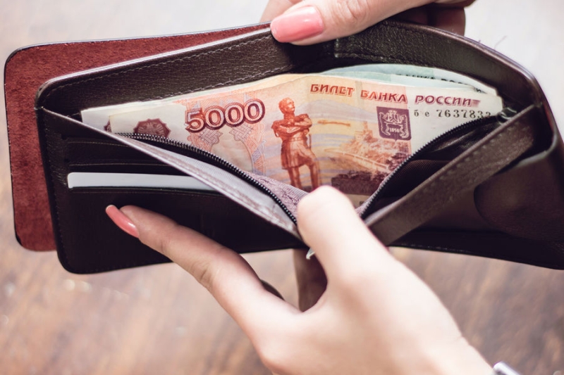 Зарплаты менеджеров среднего и высшего звена в России выросли в 1,6 раза