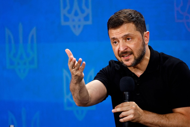 Зеленский обвинил Россию в «усложнении ситуации» вокруг урегулирования на Украине