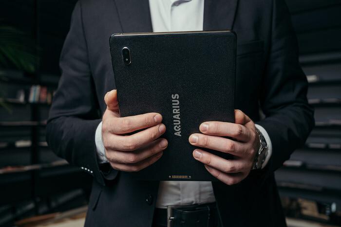 Знаменитый производитель электроники заложил в банк свои оборудование и авто